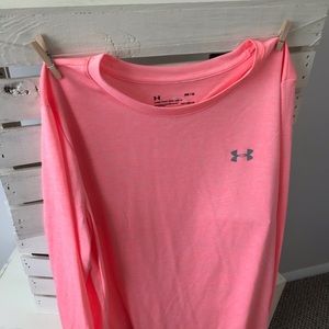 Under Armour Women’s Long Sleeve Top